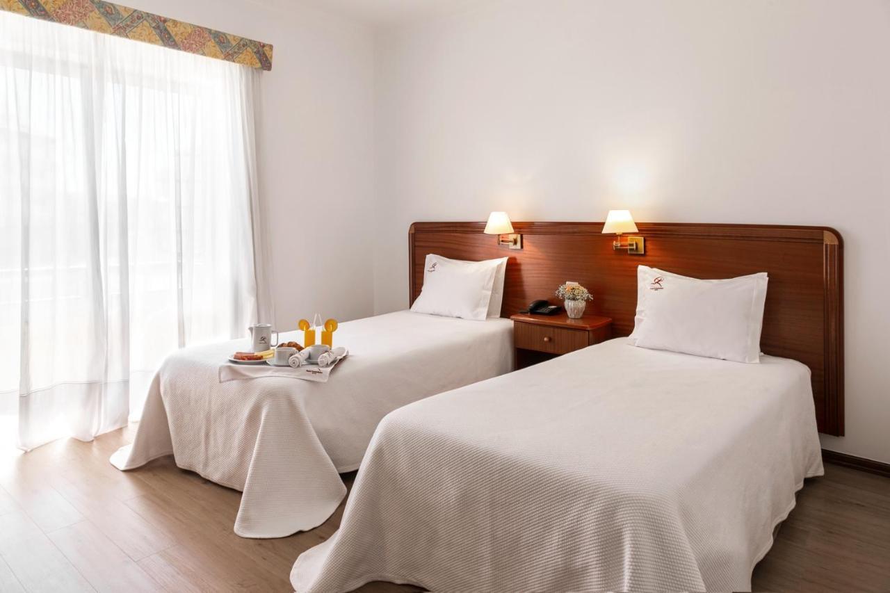 Hotel Comendador บอมบาร์ฮัล ภายนอก รูปภาพ