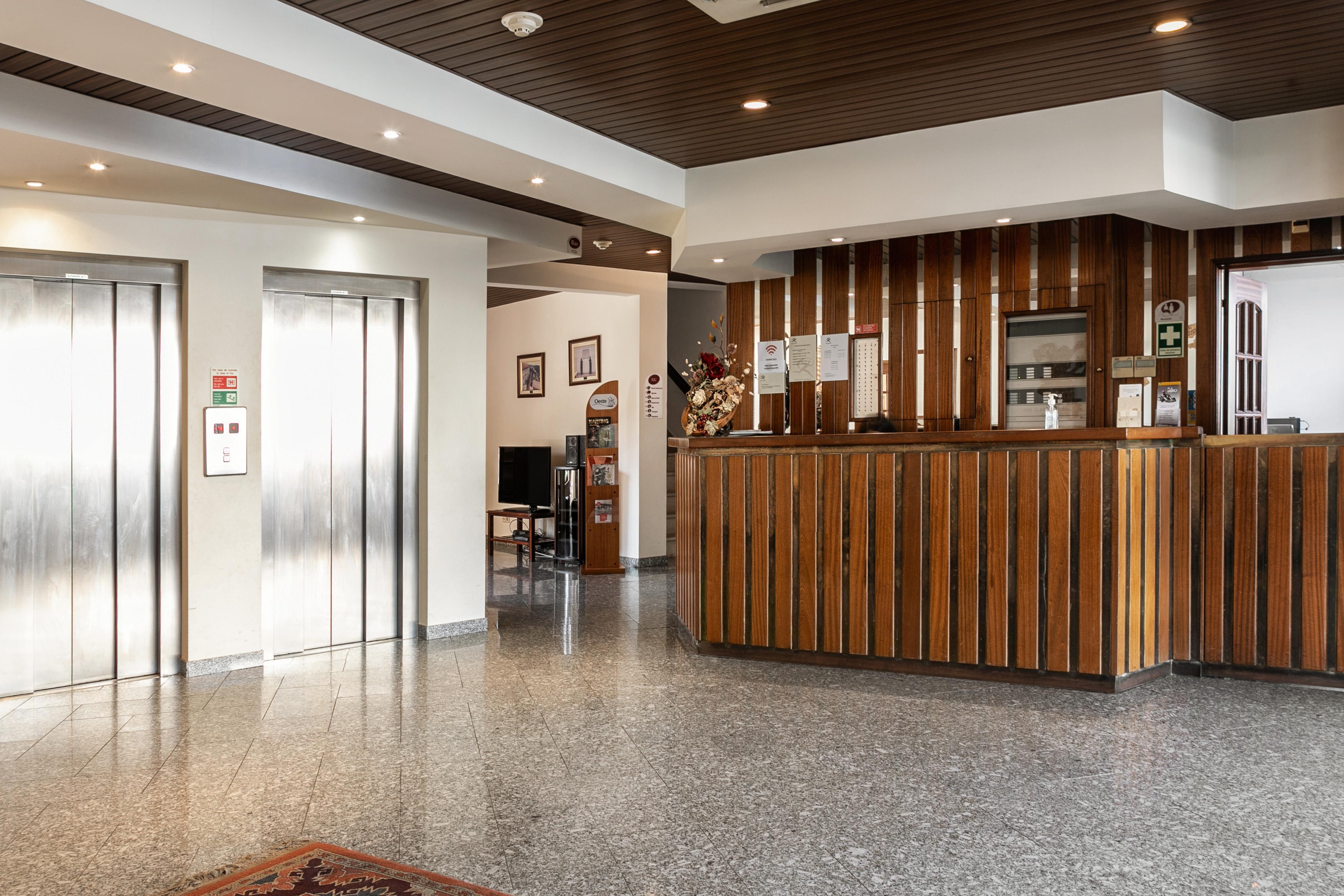 Hotel Comendador บอมบาร์ฮัล ภายนอก รูปภาพ