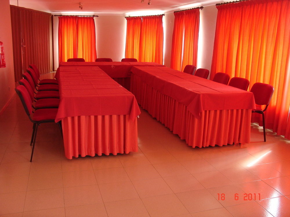 Hotel Comendador บอมบาร์ฮัล ภายนอก รูปภาพ