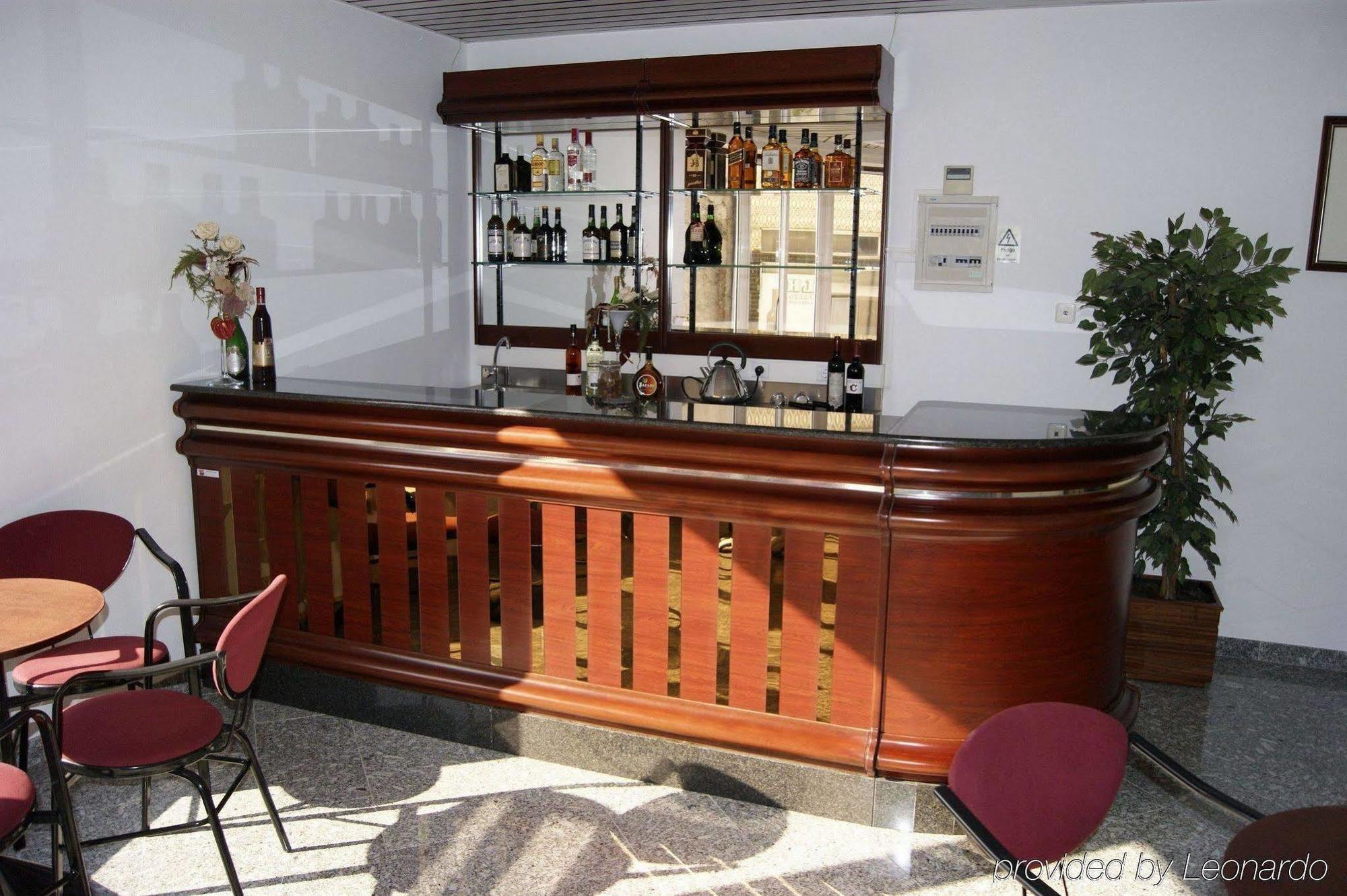 Hotel Comendador บอมบาร์ฮัล ร้านอาหาร รูปภาพ